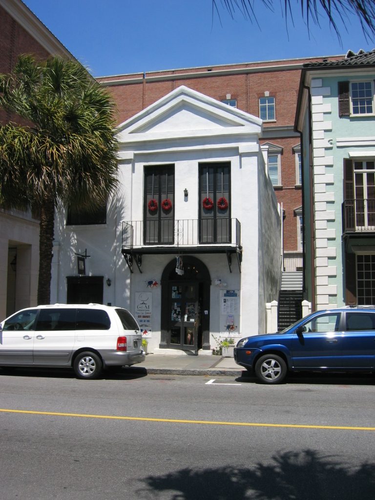  French restaurant in Historic Charleston ... dates from 1780